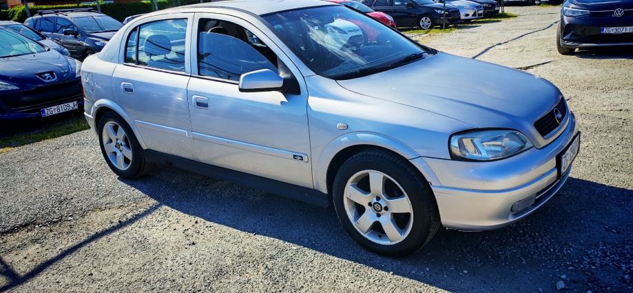 Opel Astra 1,4 ** ODLIČNO STANJE,KLIMA**, fotografija 10