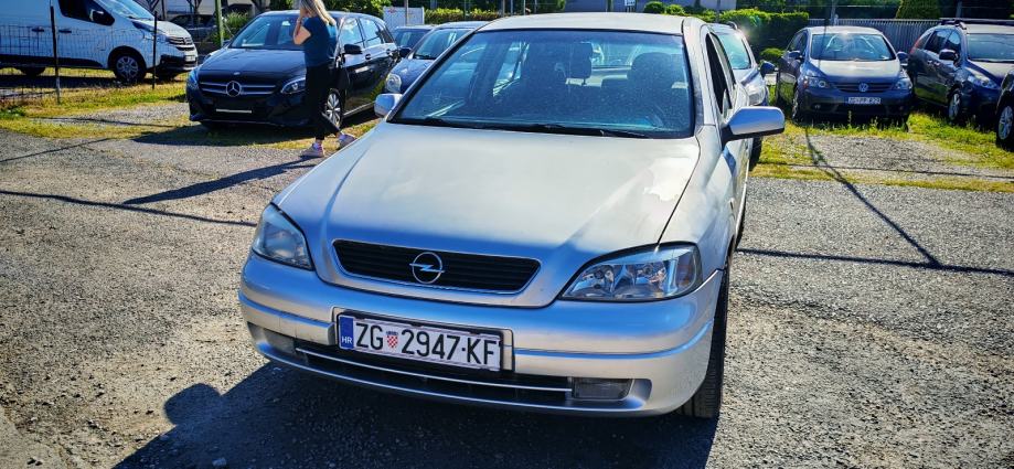 Opel Astra 1,4 ** ODLIČNO STANJE,KLIMA**, fotografija 13