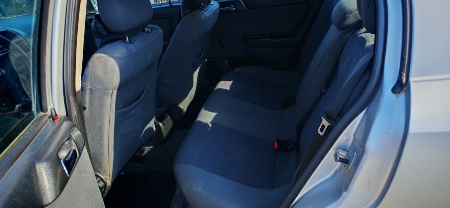 Opel Astra 1,4 ** ODLIČNO STANJE,KLIMA**, fotografija 18