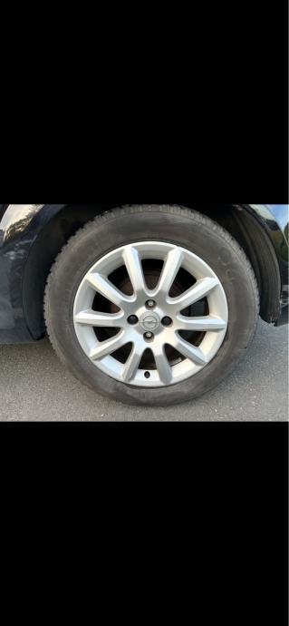 Opel Astra 1,4, fotografija 5