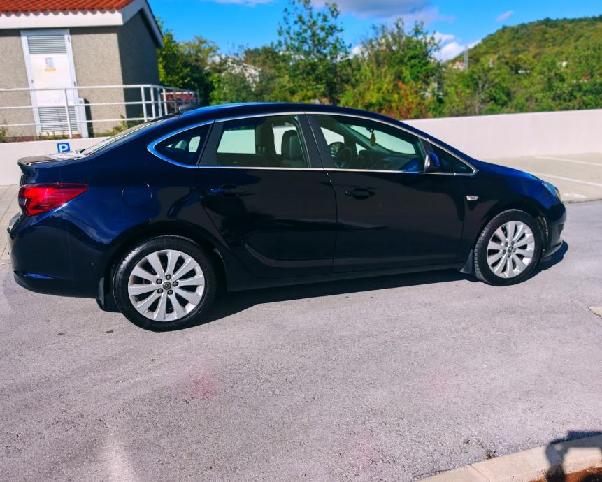 Opel Astra 1.4 TVORNIČKI LPG*HR AUTO*IZVRSTAN*POVOLJNO❗, fotografija 6