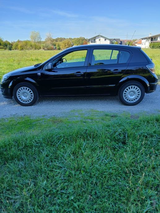 Opel Astra 1,4. TWINPORT, fotografija 3