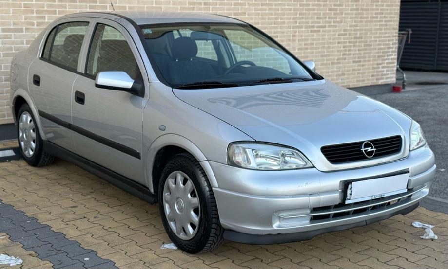Opel Astra 1,4i•HR.AUTO•196TKM•REGISTRIRAN GODINU DANA•, fotografija 5