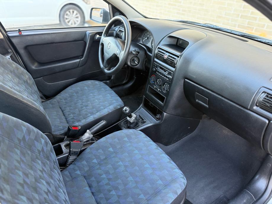 Opel Astra 1,4i•HR.AUTO•196TKM•REGISTRIRAN GODINU DANA•, fotografija 16