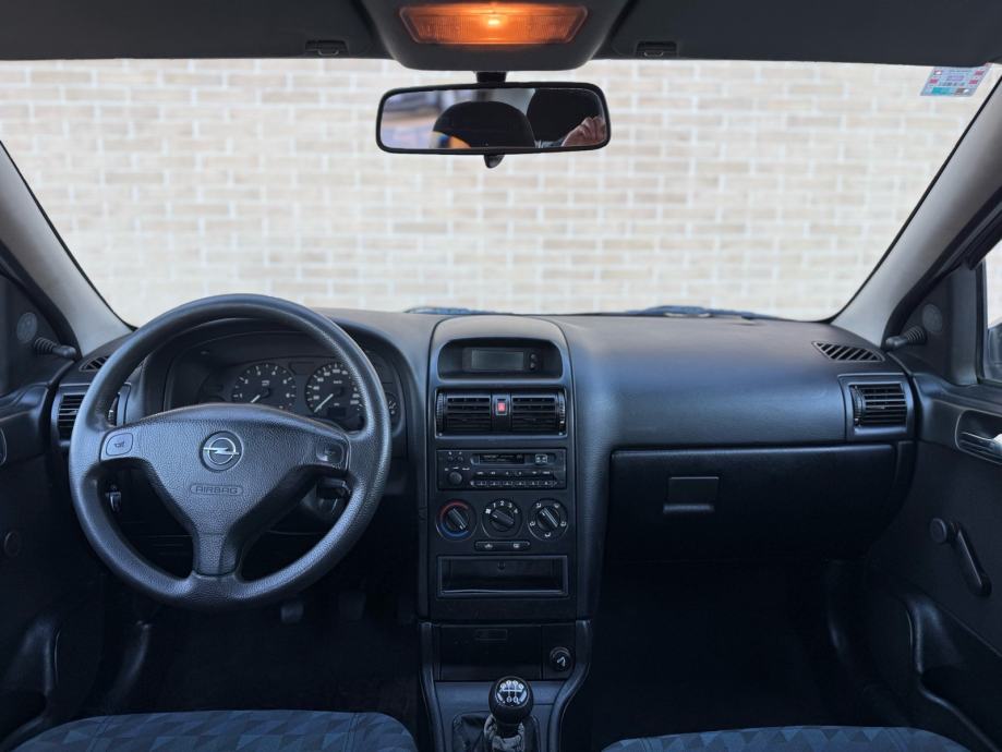Opel Astra 1,4i•HR.AUTO•196TKM•REGISTRIRAN GODINU DANA•, fotografija 15