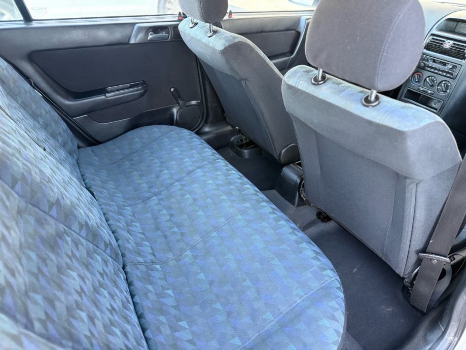 Opel Astra 1,4i•HR.AUTO•196TKM•REGISTRIRAN GODINU DANA•, fotografija 18