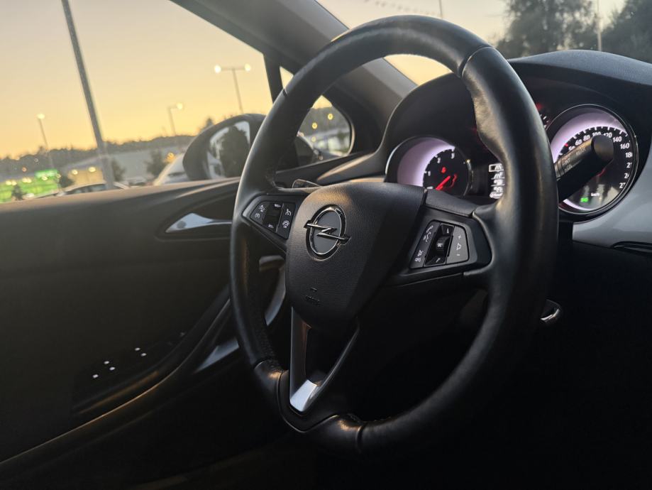 Opel Astra 1,5 D |77000km|, fotografija 12