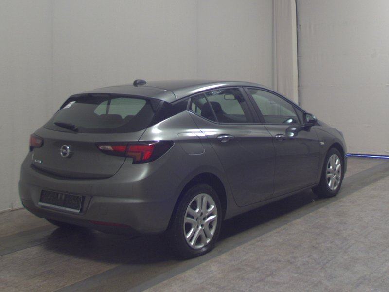 Opel Astra 1.5 D Business Edition automatik • LED, fotografija 4