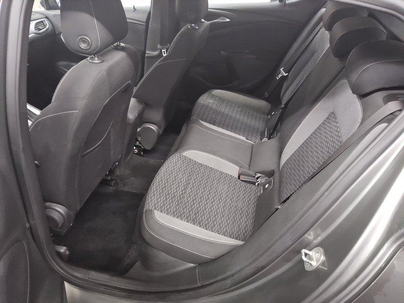 Opel Astra 1.5 D Business Edition automatik • LED, fotografija 12
