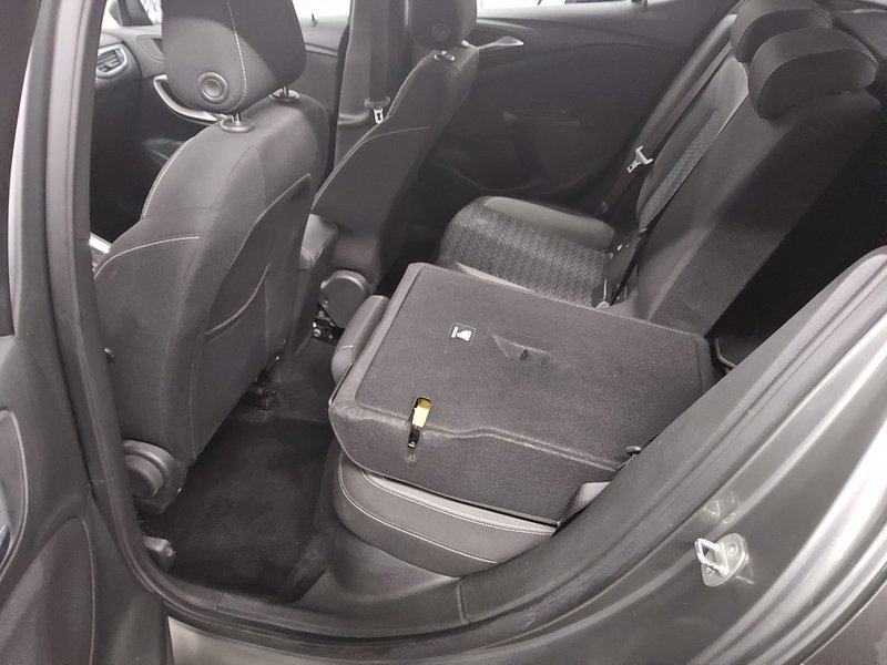 Opel Astra 1.5 D Business Edition automatik • LED, fotografija 13