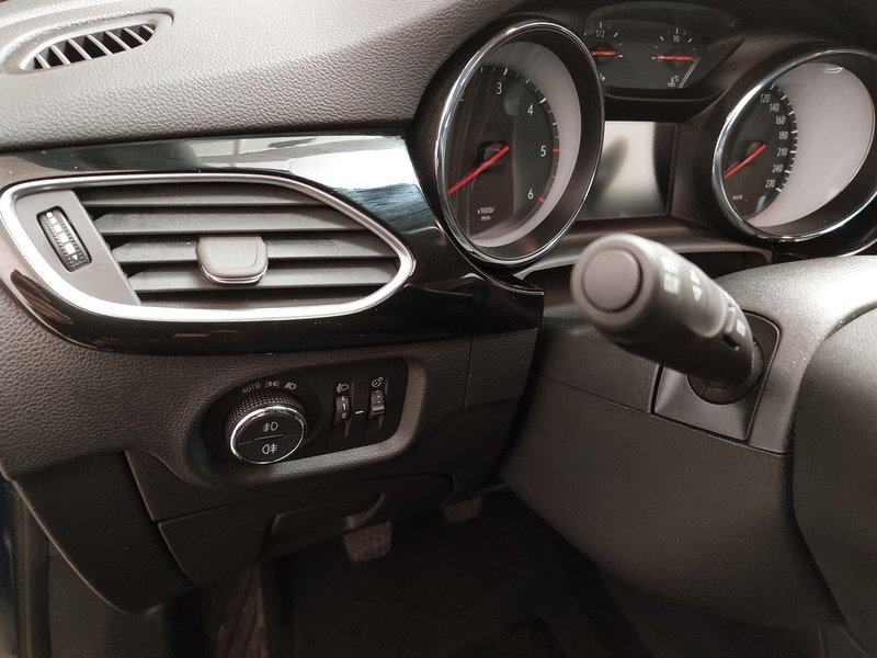 Opel Astra 1.5 D Business Elegance • Full LED, fotografija 7