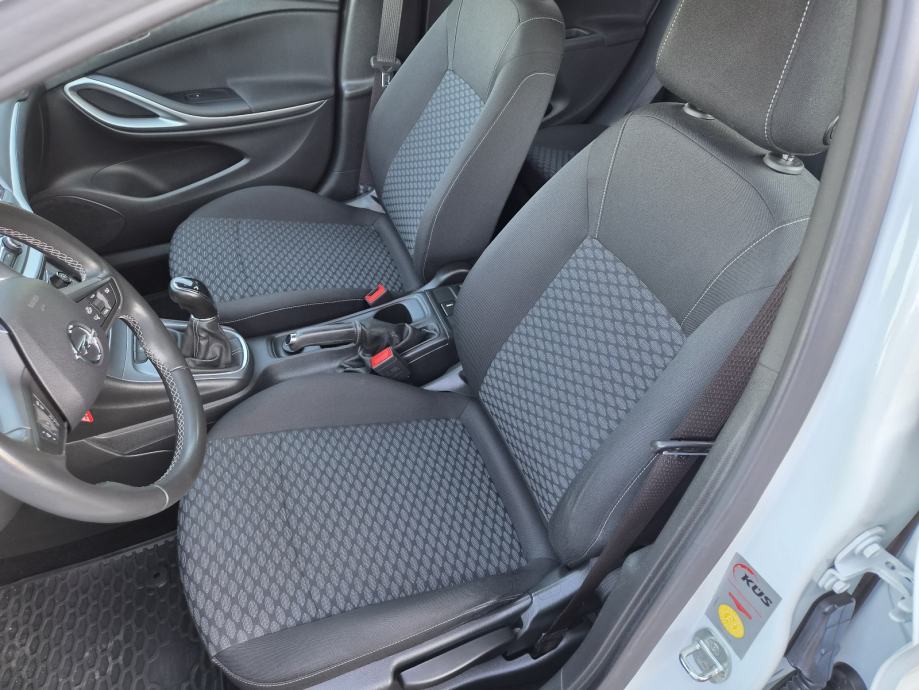 Opel Astra 1,5 D 105ks Reg.01/2027 God., fotografija 12