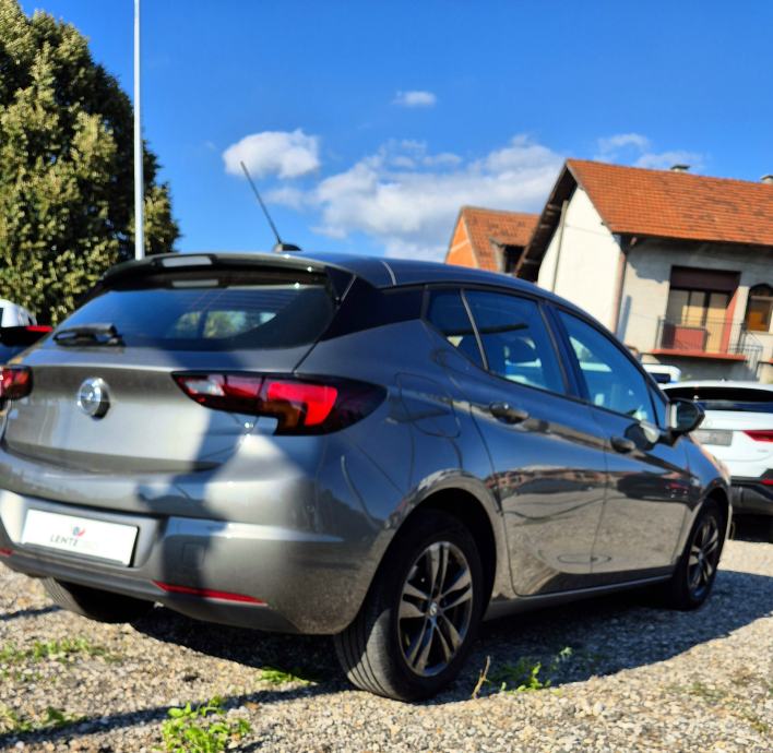 Opel Astra 1,5 D, fotografija 7