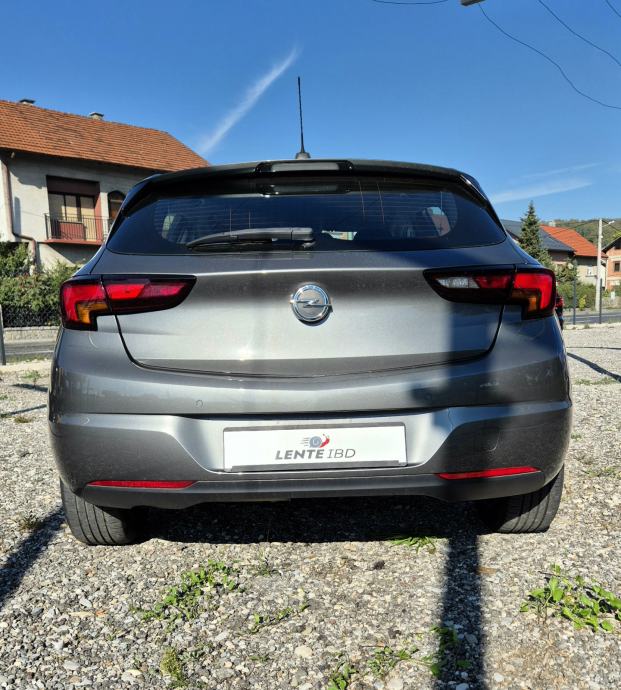 Opel Astra 1,5 D, fotografija 6