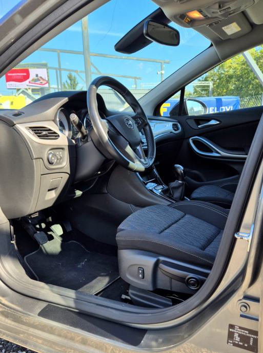 Opel Astra 1,5 D, fotografija 12