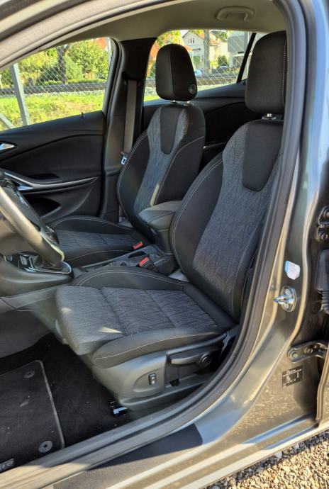 Opel Astra 1,5 D, fotografija 14