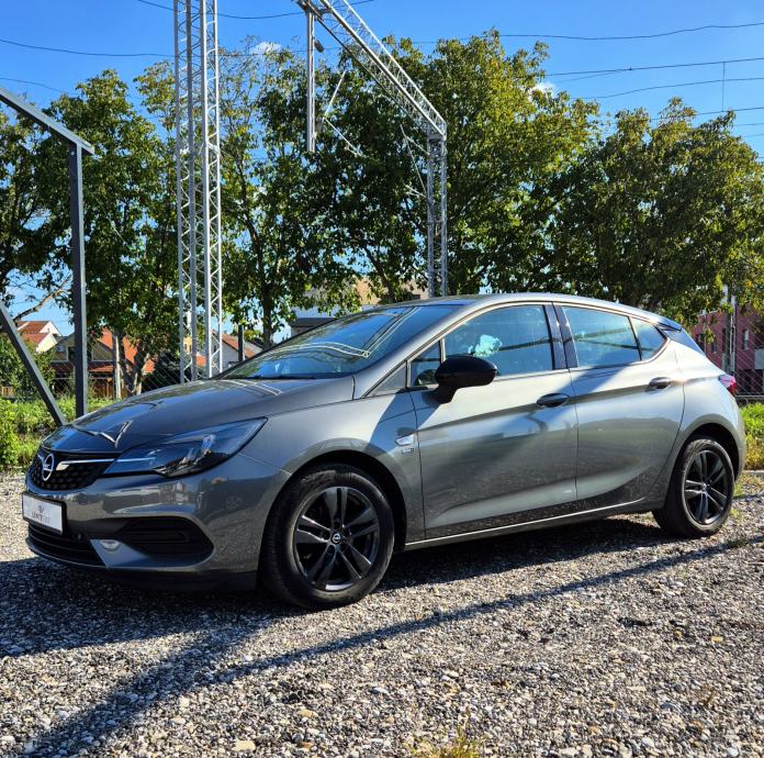 Opel Astra 1,5 D, fotografija 2
