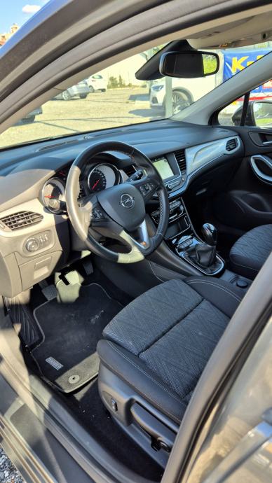 Opel Astra 1,5 D, fotografija 13