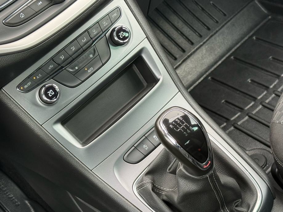 OPEL ASTRA 1.5D-HR AUTO-REGA 3/27-LED SVIJETLA-NAVIGACIJA-ALU FELGE, fotografija 14