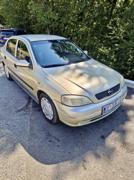 - OPEL ASTRA 1.6 / 100KS Benzinac -, fotografija 10