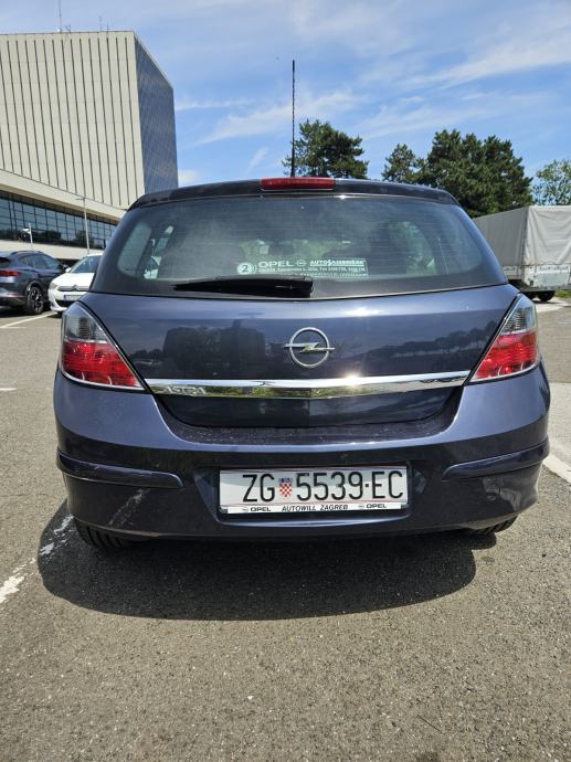 Opel Astra 1,6 16V, fotografija 3