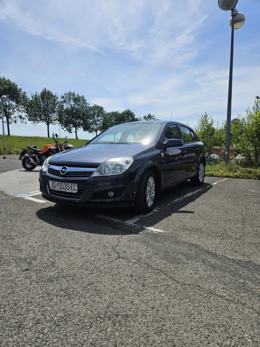 Opel Astra 1,6 16V, fotografija 5
