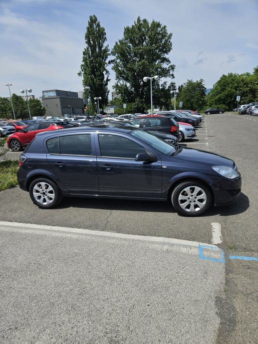 Opel Astra 1,6 16V, fotografija 7