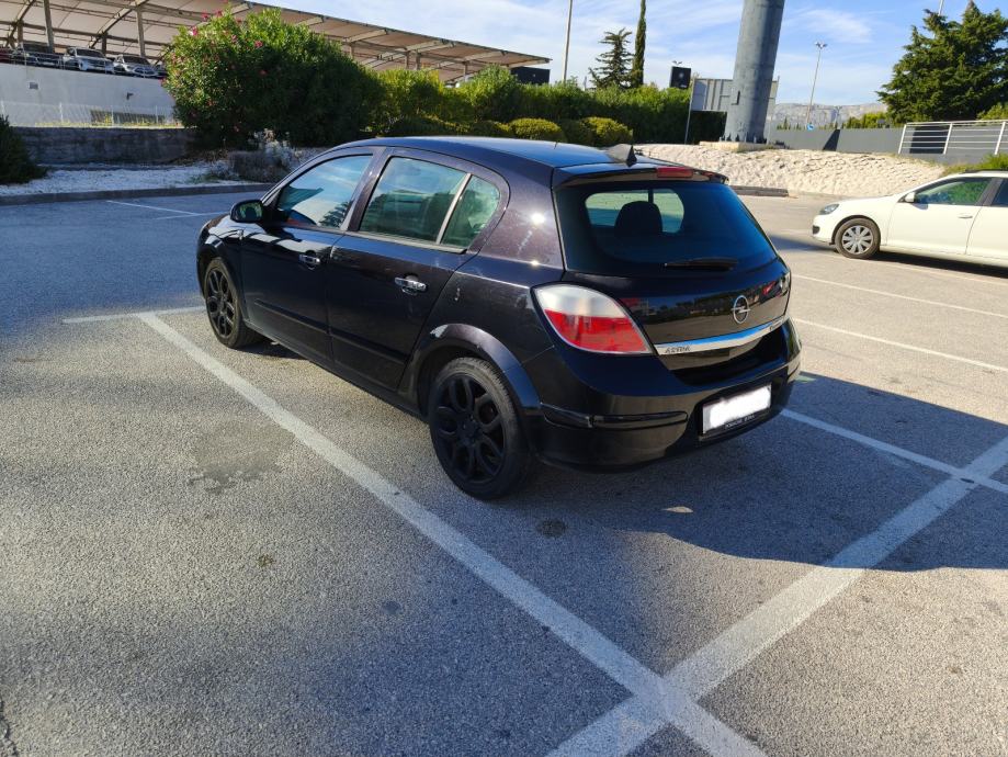 Opel Astra 1,6 16V, fotografija 2