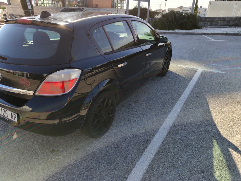 Opel Astra 1,6 16V, fotografija 3