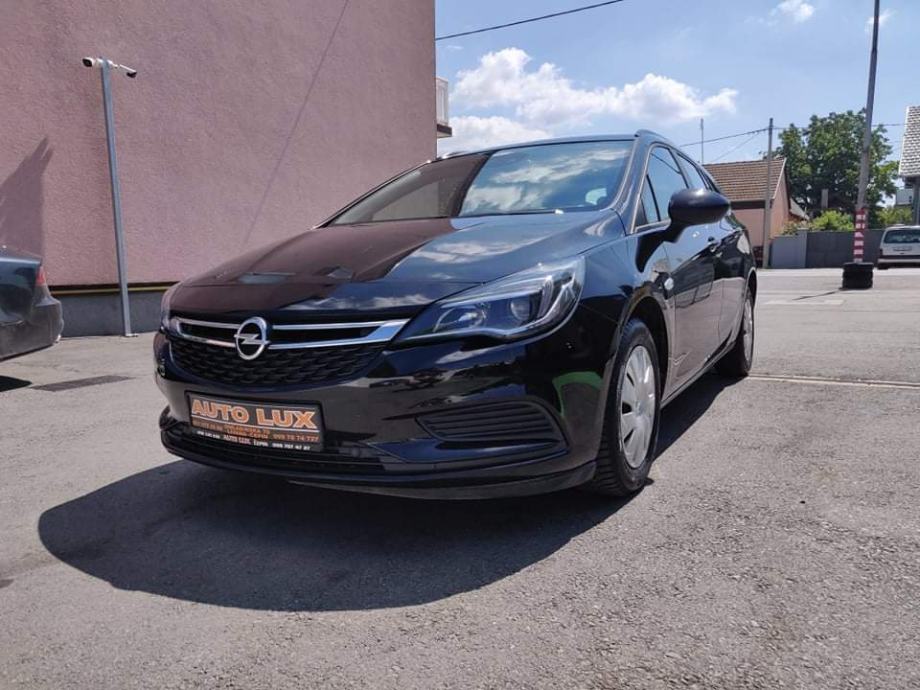 Opel Astra 1.6 CDTI .. • 2017.g. • Navigacija • Kamera •Servisna •