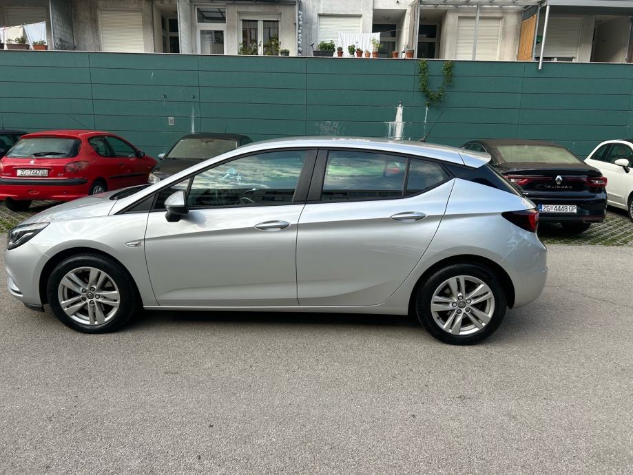 Opel Astra 1,6,Cdti*2017,god**Nije uvoz!!, fotografija 2