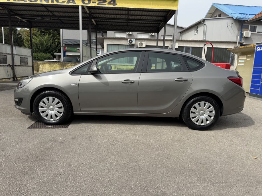 Opel Astra 1.6 CDTI #1.VLASNIK # HR AUTO # REGA: 05/27 # TOP STANJE #, fotografija 2