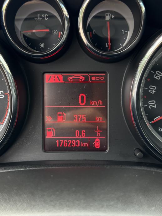Opel Astra 1.6 CDTI #1.VLASNIK # HR AUTO # REGA: 05/27 # TOP STANJE #, fotografija 12