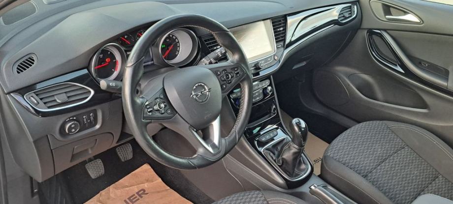 Opel Astra 1.6 CDTI Active, fotografija 12