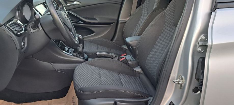 Opel Astra 1.6 CDTI Active, fotografija 14