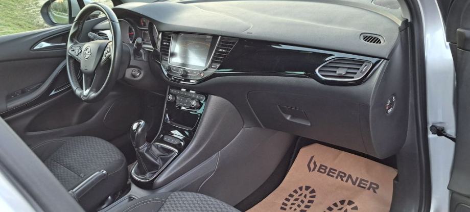Opel Astra 1.6 CDTI Active, fotografija 18