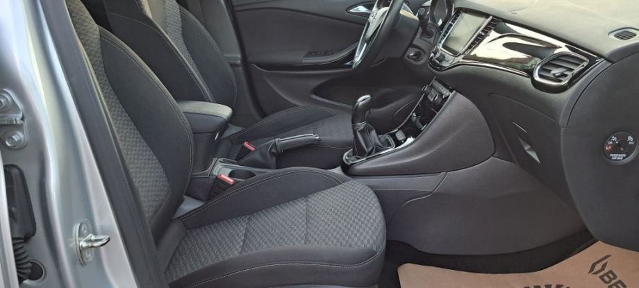 Opel Astra 1.6 CDTI Active, fotografija 19