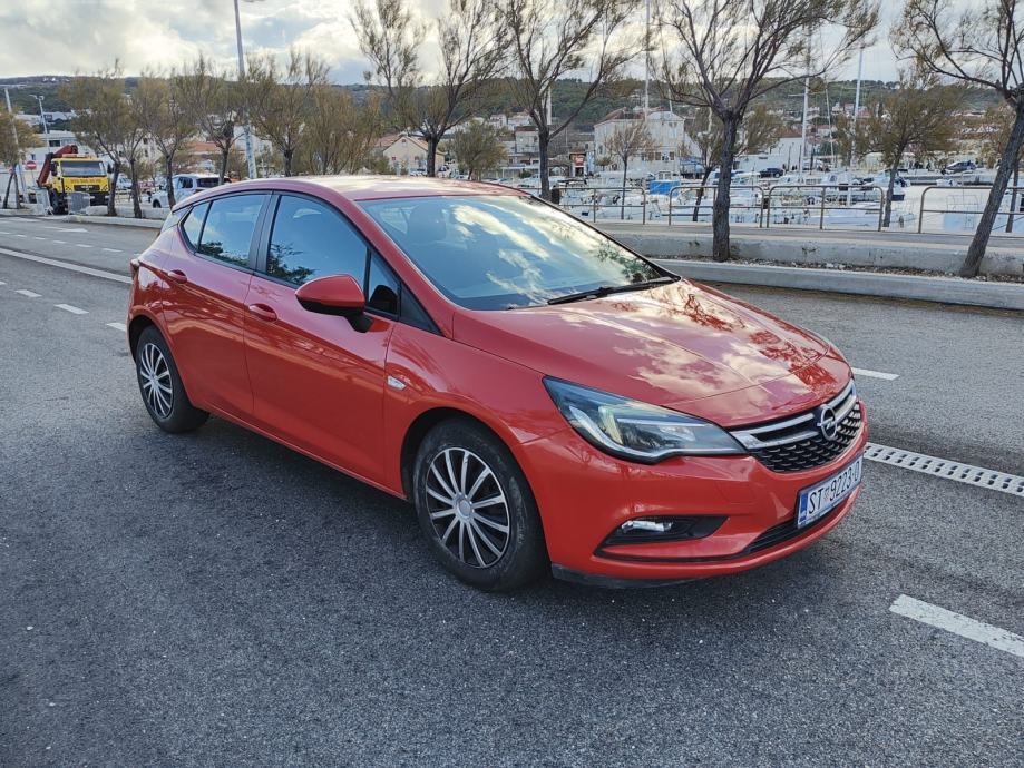 Opel Astra 1.6 CDTI automatik, fotografija 2