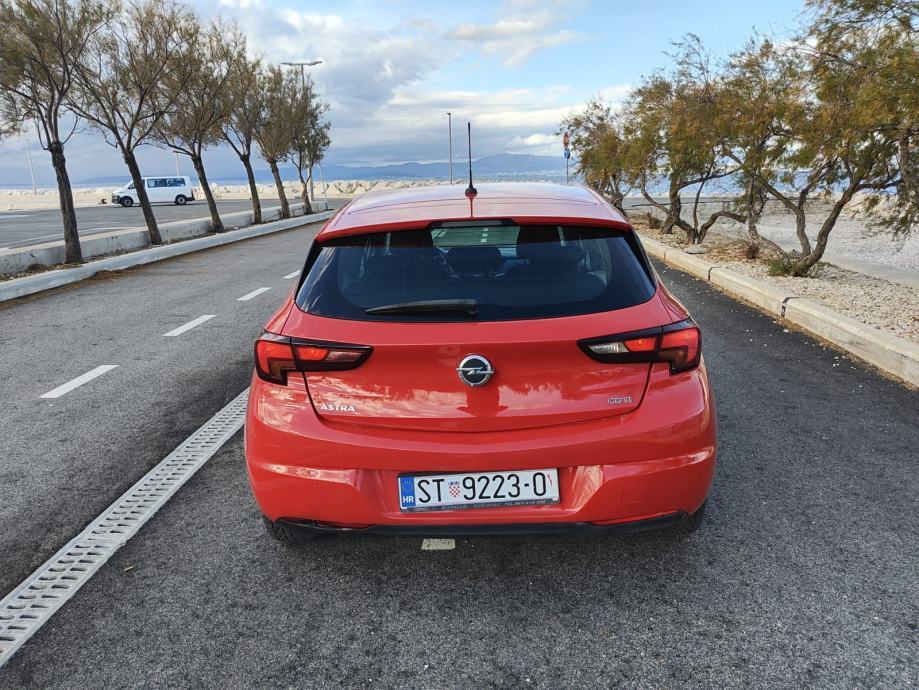 Opel Astra 1.6 CDTI automatik, fotografija 3
