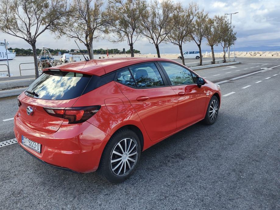 Opel Astra 1.6 CDTI automatik, fotografija 5