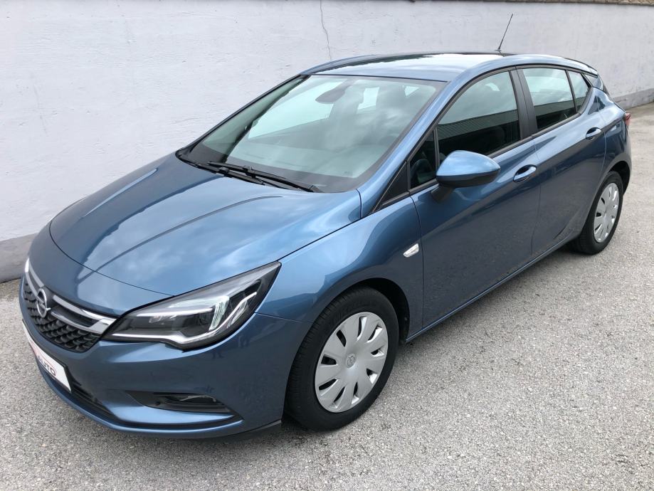 Opel Astra 1.6 CDTI Enjoy - PDC, tempomat, registriran do 04/21.