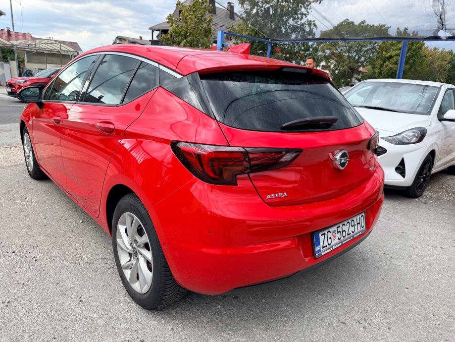 Opel Astra 1.6 CDTI Innovation – LED MATRIX / KOŽA / KAMERA, fotografija 7