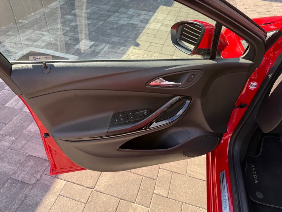 Opel Astra 1.6 CDTI Innovation – LED MATRIX / KOŽA / KAMERA, fotografija 16