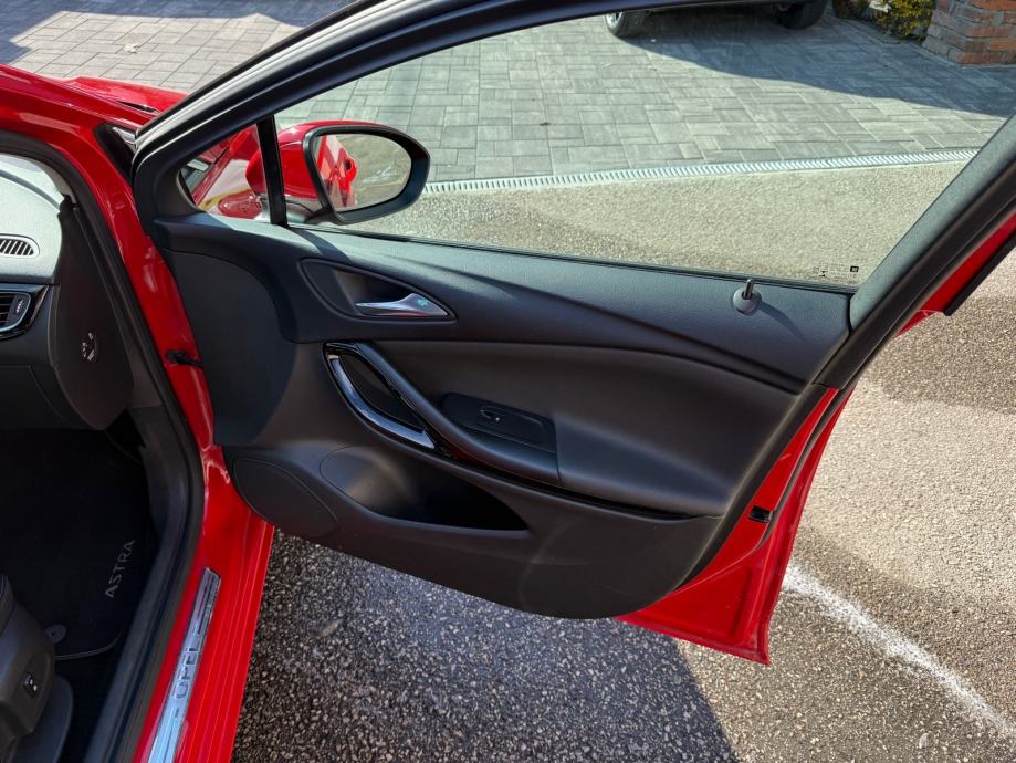 Opel Astra 1.6 CDTI Innovation – LED MATRIX / KOŽA / KAMERA, fotografija 17