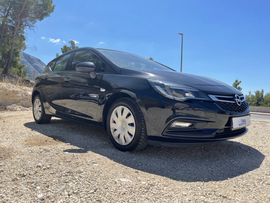 Opel Astra 1,6 CDTI ENJOY - PARKING SENZORI - REGISTRIRANO