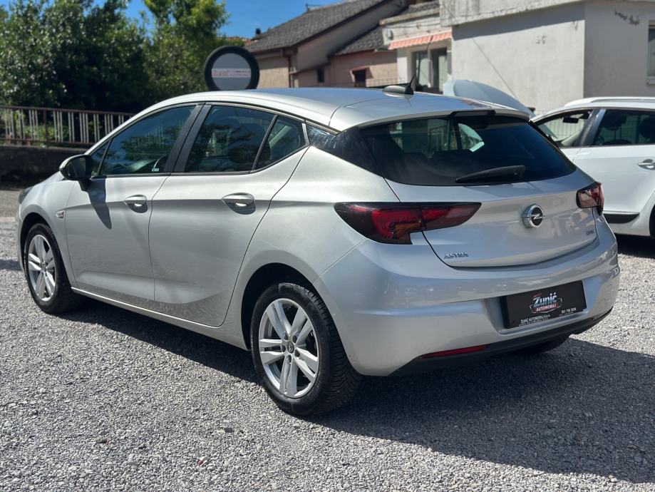 Opel Astra 1.6 CDTI *Motor uredan*, fotografija 4