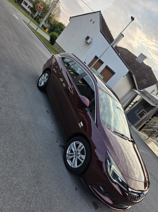Opel Astra 1.6 CDTI, fotografija 4