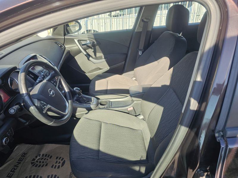 Opel Astra 1,6 CDTI, fotografija 10