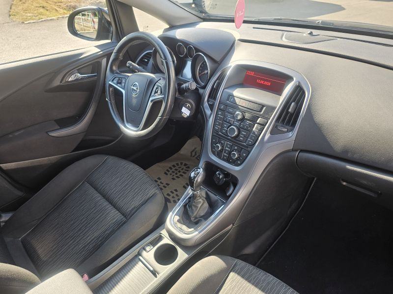 Opel Astra 1,6 CDTI, fotografija 11