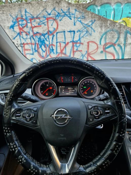 Opel Astra 1.6 CDTI čitaj oglas, fotografija 9